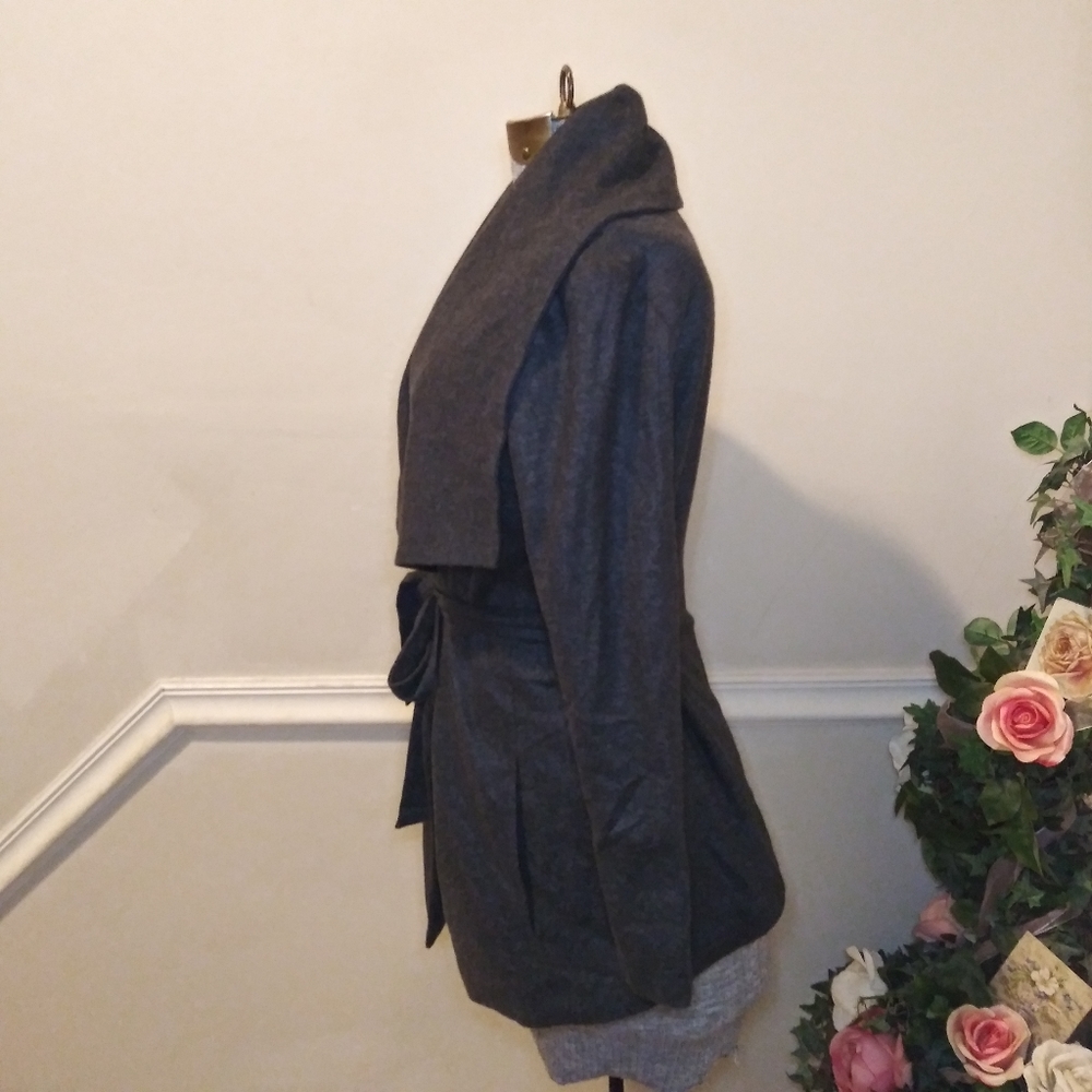 ROYL Designer Luxury Loungewear Charcoal Gray, 100% Italian Cashmere Wrap Jacket - Picture 9 of 13